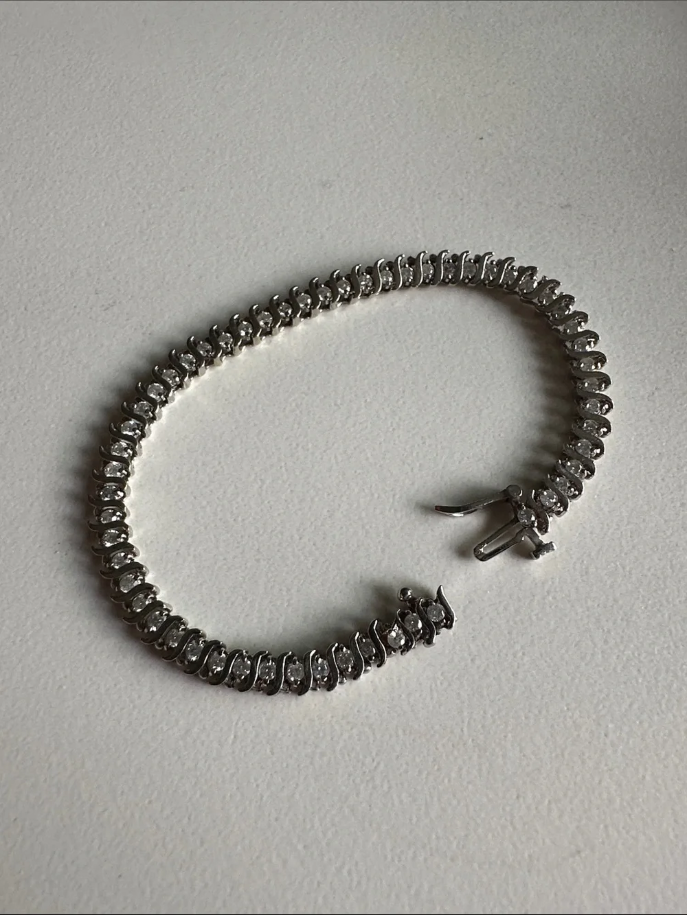 Diamond Tennis Bracelet S-Link in 10K white gold